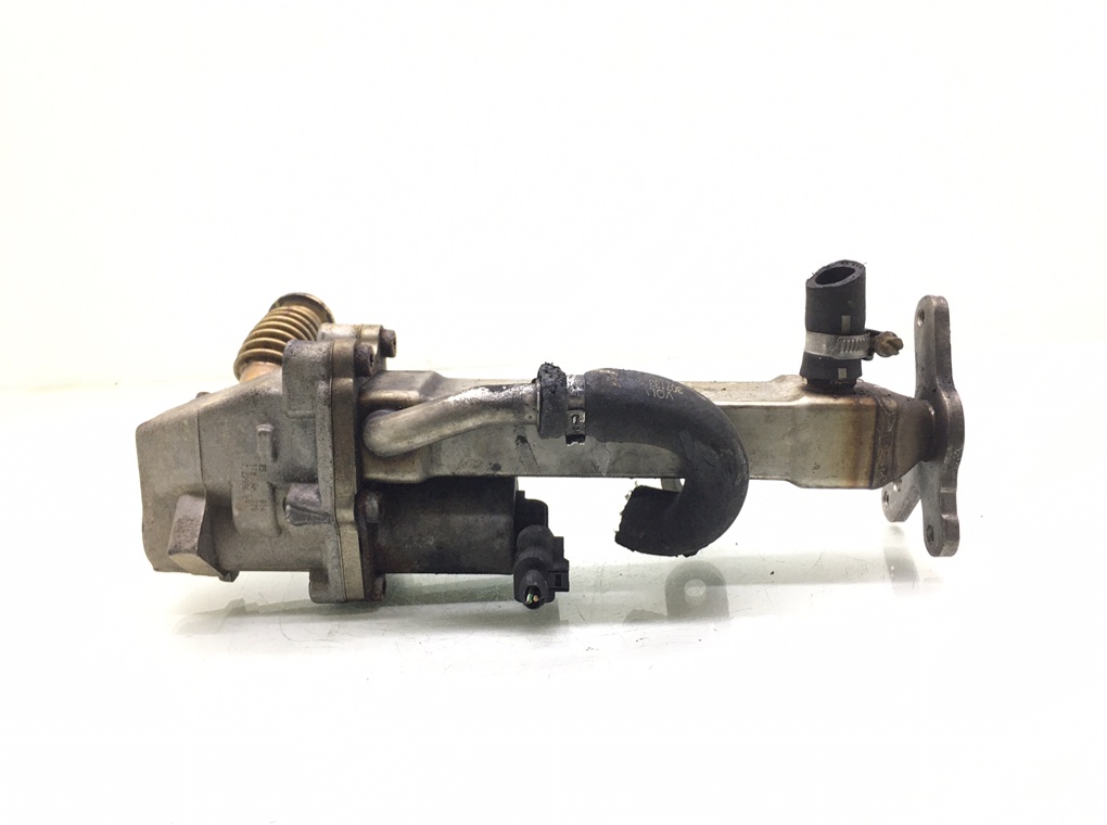 Радиатор EGR бу для Volvo V70  72299609,  2005