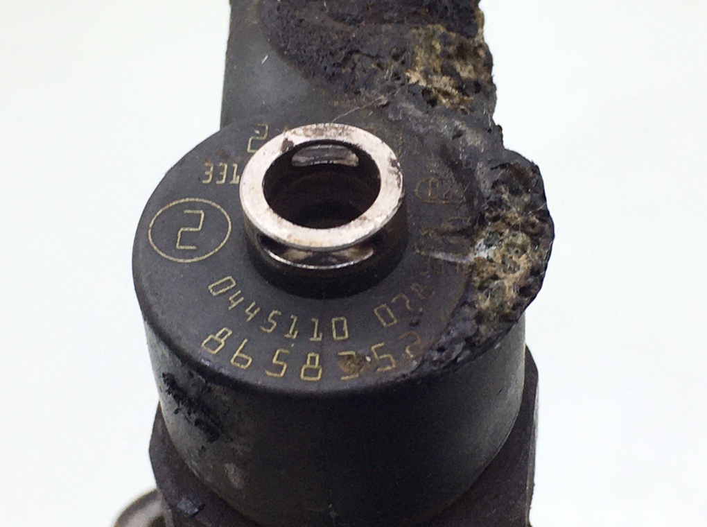 Форсунка бу для Volvo V70  0445110078,  2005