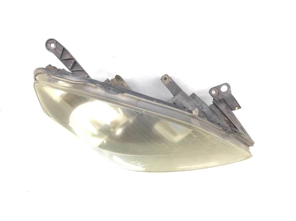 Фара правая бу для Opel Zafira B 1.8 i,  2007 г.