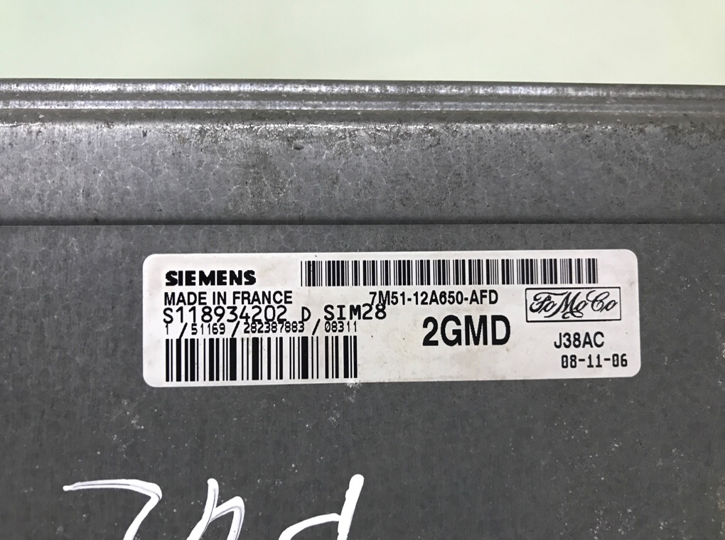 Блок управления двигателем бу для Ford Focus 2 1.6 i, 2009 г. Блок управления двигателем бу для Ford Focus 2 1.6 i, 2009 г.