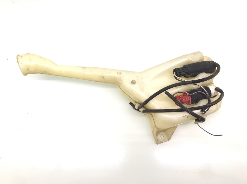 Бачок омывателя бу для Honda Civic 7 1.4 i, 2001 г.