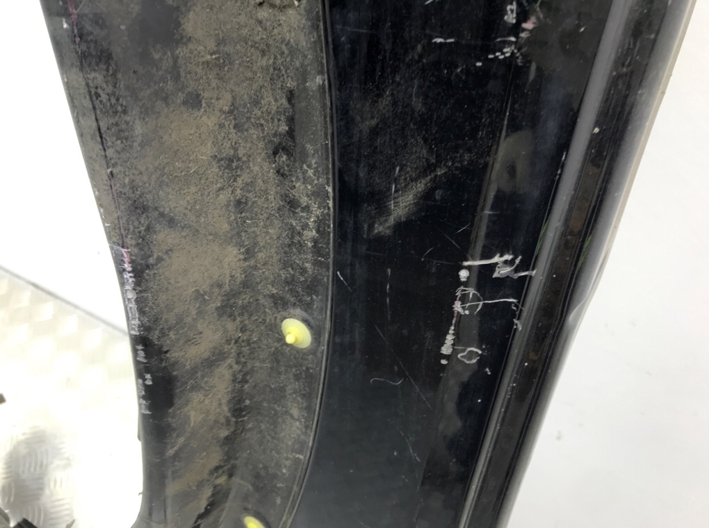 Крыло переднее левое бу для Land Rover Discovery 3 2.7 TD,  2008 г.