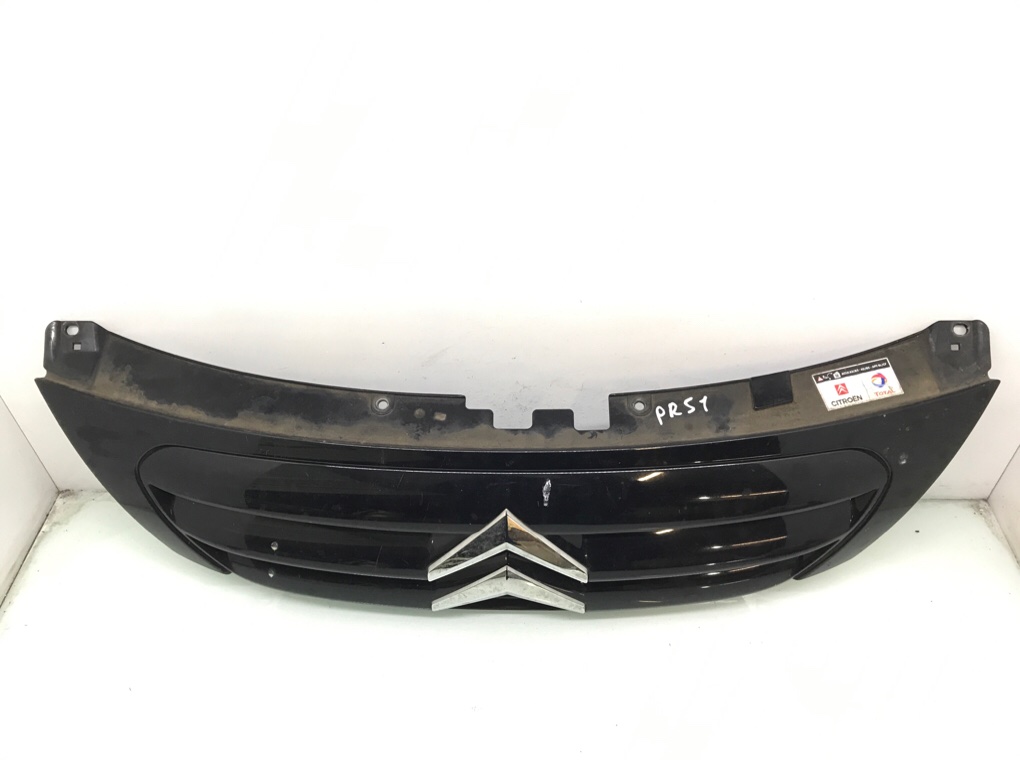 Решетка радиатора бу для Citroen C3  1.1 i,   г.