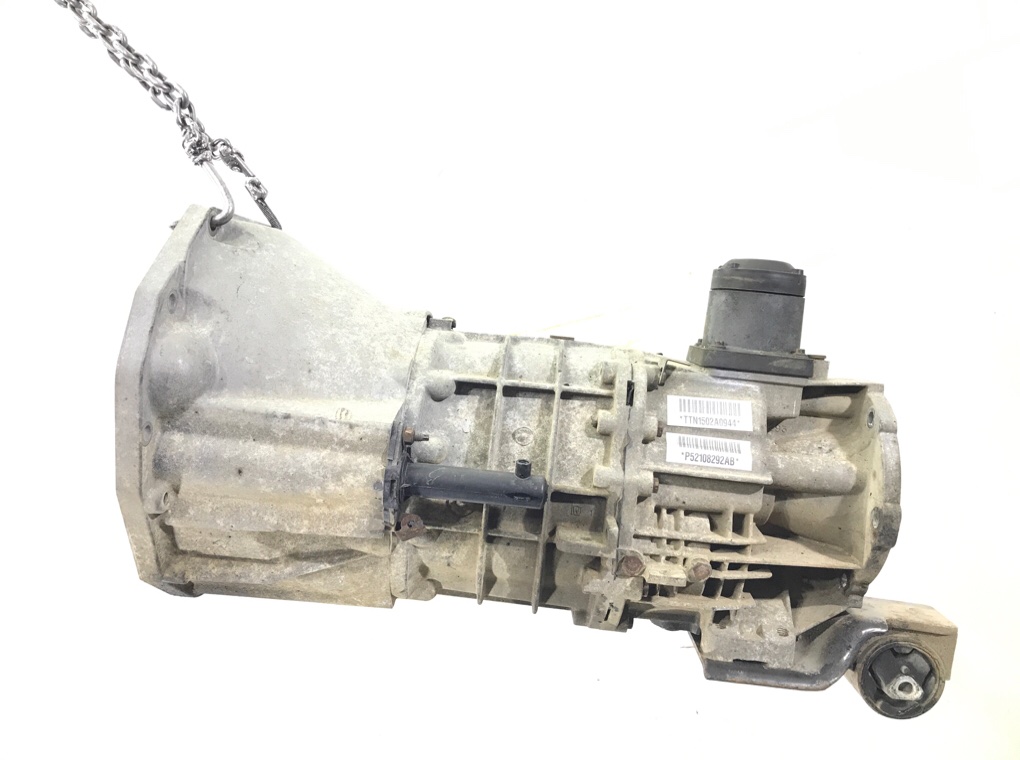 КПП механическая (МКПП) бу для Jeep Cherokee KJ 2.4 i,  2003 г.