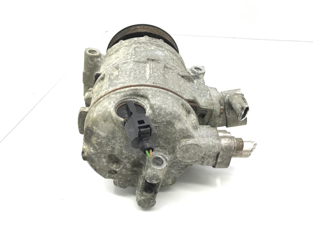 Компрессор кондиционера бу для Volkswagen Golf 5 2.0 Ti,  2005 г.