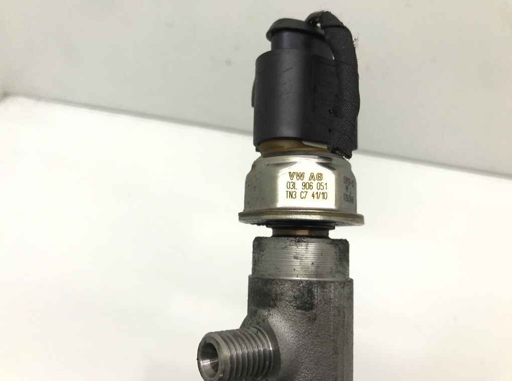 Топливная рампа бу для Skoda Fabia 2 1.6 TDi,  2011 г.