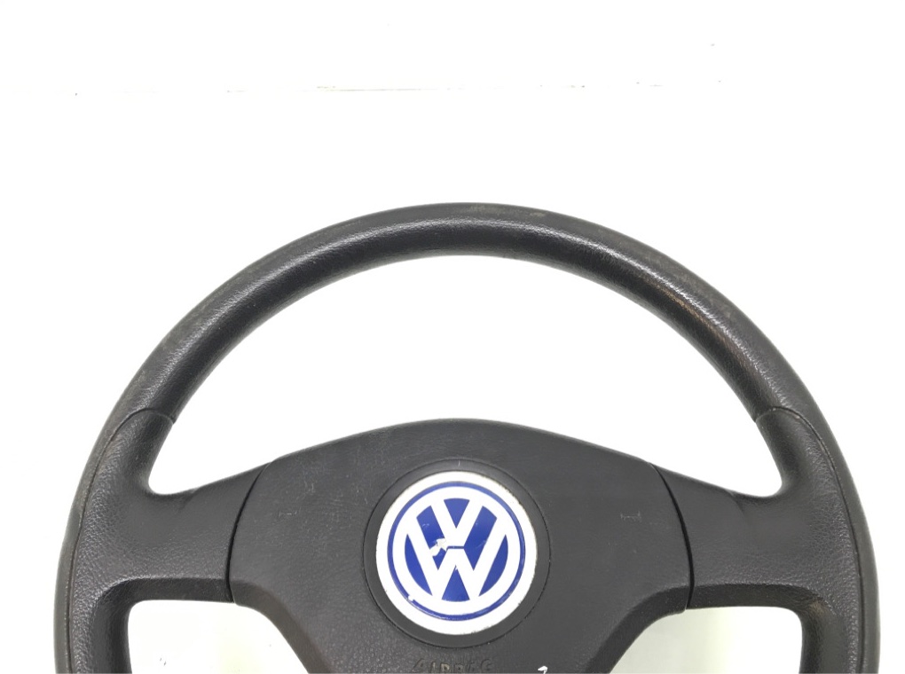 Руль бу для Volkswagen Bora  1.6 i,  2001 г.