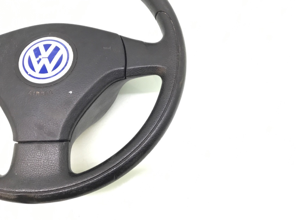 Руль бу для Volkswagen Bora  1.6 i,  2001 г.