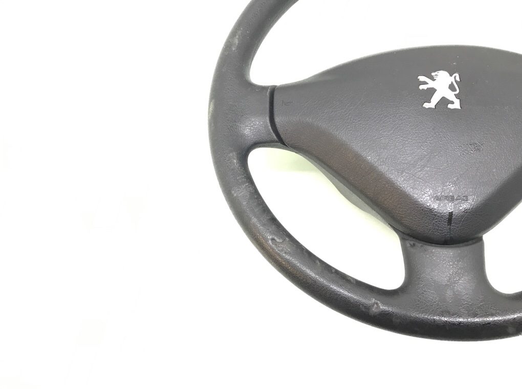 Руль бу для Peugeot 207  1.4 i,  2007 г.