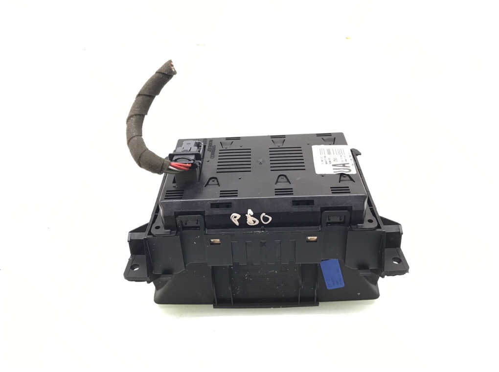 Дисплей бу для Opel Zafira B 1.6 i,  2010 г.