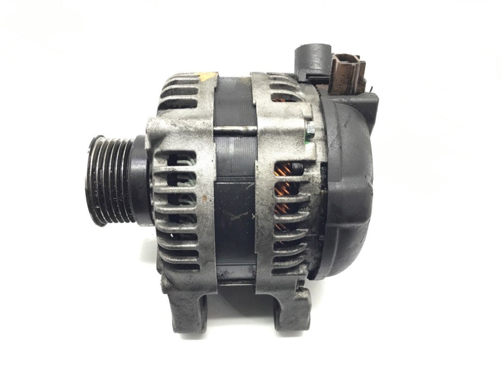 Генератор бу для Peugeot 207 1.6 TDCi, 2010 г.