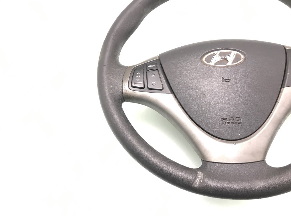 Руль бу для Hyundai i30 1 1.4 i, 2009 г. Руль бу для Hyundai i30 1 1.4 i, 2009 г.