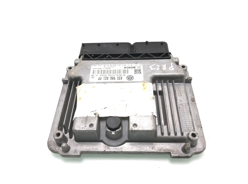 Блок управления двигателем бу для Volkswagen Golf 5 2.0 TDi,  2008 г.