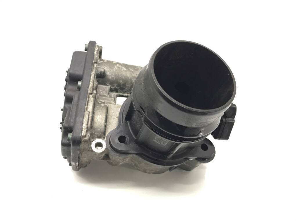 Заслонка дроссельная бу для BMW 2 F46 1.5 i, 2016 г.