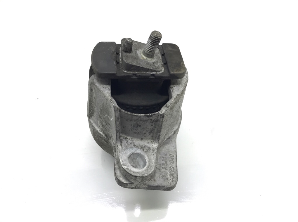 Подушка крепления двигателя бу для Jaguar XE  2.0 TDi,  2015 г.