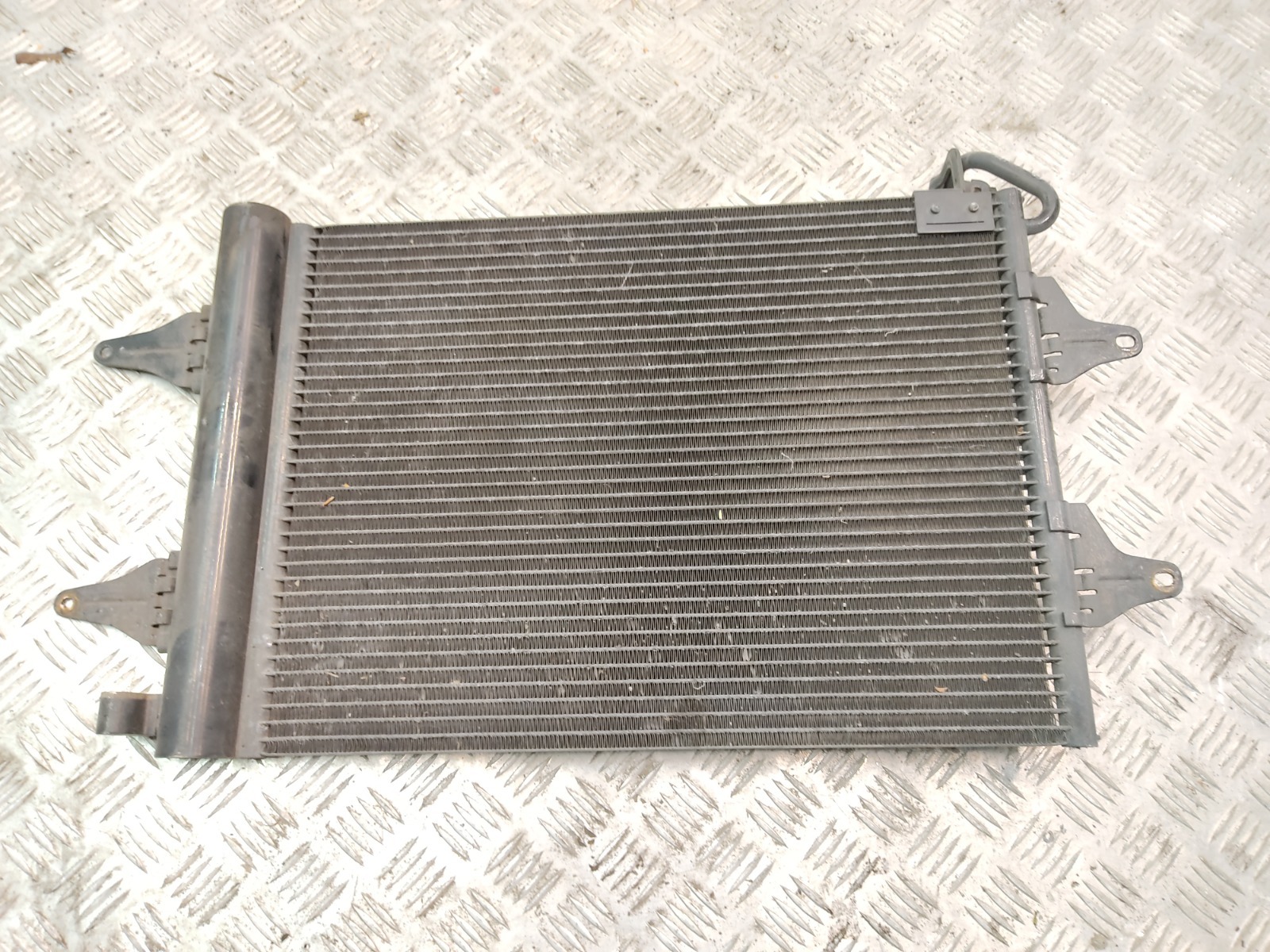 Радиатор кондиционера бу для Skoda Fabia 1 1.4 i,  2001 г.