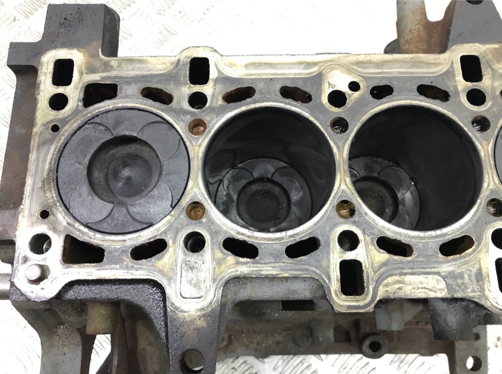 Блок цилиндров бу для Opel Corsa D 1.3 CDTi, 2010 г. Блок цилиндров бу для Opel Corsa D 1.3 CDTi, 2010 г.