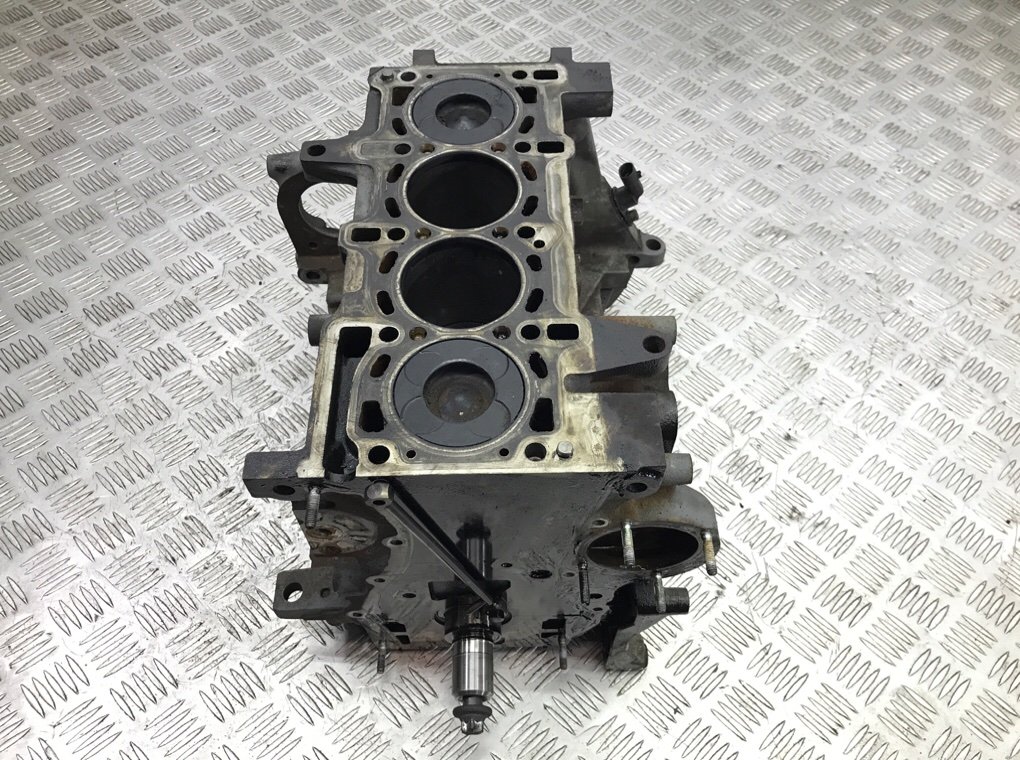 Блок цилиндров бу для Opel Corsa D 1.3 CDTi, 2010 г. Блок цилиндров бу для Opel Corsa D 1.3 CDTi, 2010 г.