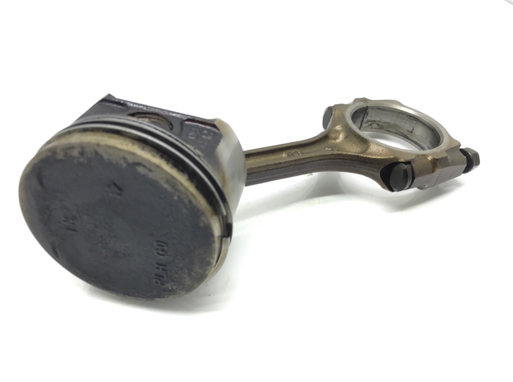 Поршень бу для Honda Civic 7 1.6 i,  2005 г.