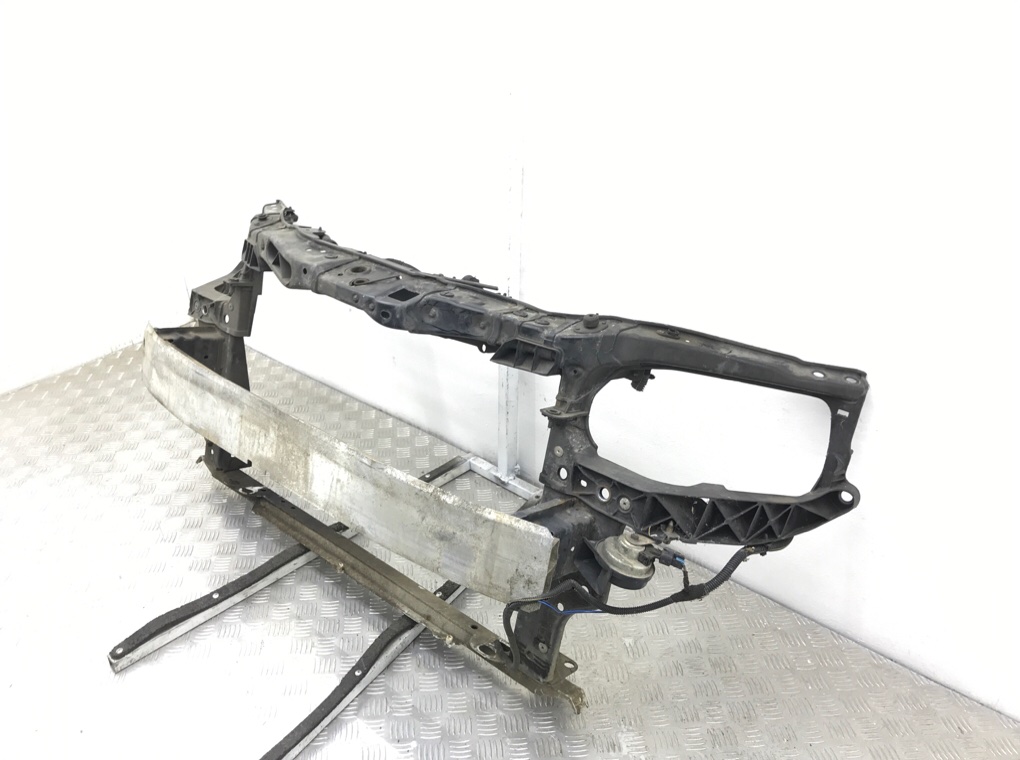 Панель передняя (телевизор) бу для Opel Corsa D 1.2 i,  2008 г.