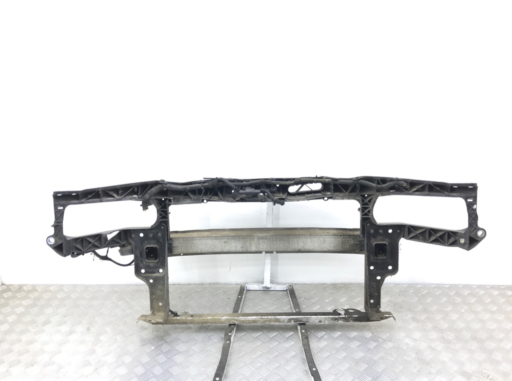 Панель передняя (телевизор) бу для Opel Corsa D 1.2 i,  2008 г.