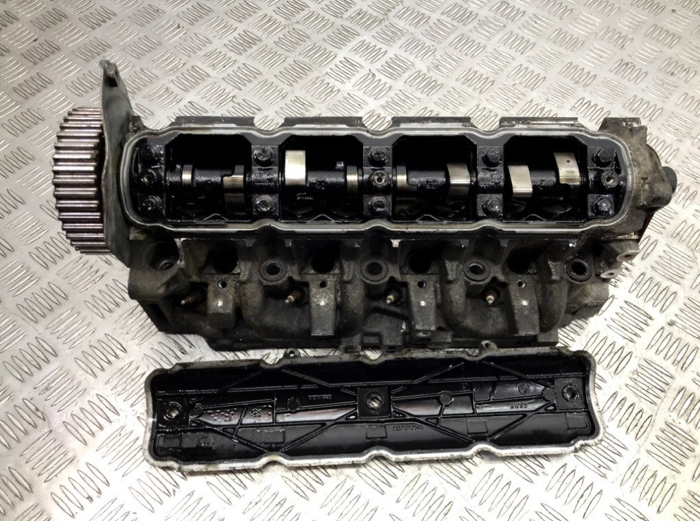 Головка блока цилиндров бу для Opel Vivaro 1 1.9 CDTi,  2006 г.