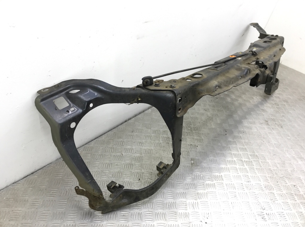 Панель передняя (телевизор) бу для Ford Transit  2.2 TDCi,  2010 г.