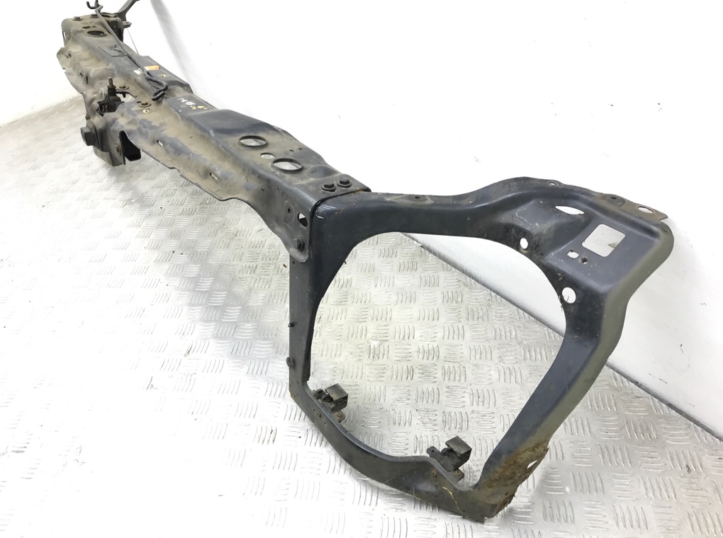 Панель передняя (телевизор) бу для Ford Transit  2.2 TDCi,  2010 г.