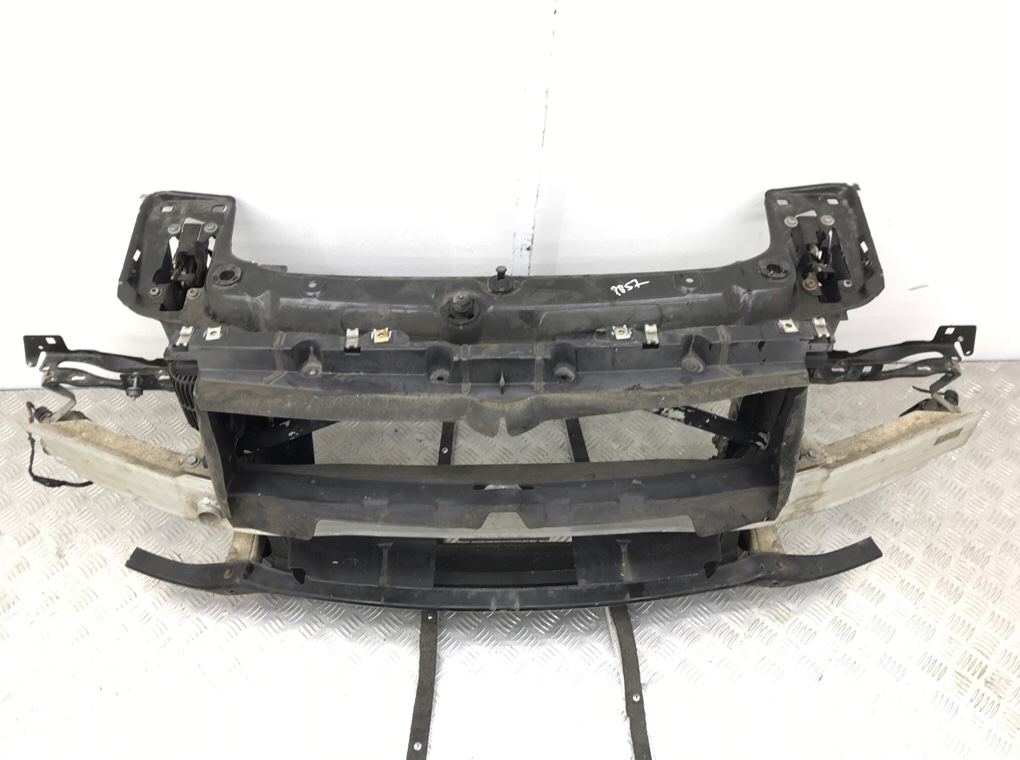 Панель передняя (телевизор) бу для BMW 1 F20/F21 2.0 TD, 2012 г. Панель передняя (телевизор) бу для BMW 1 F20/F21 2.0 TD, 2012 г.