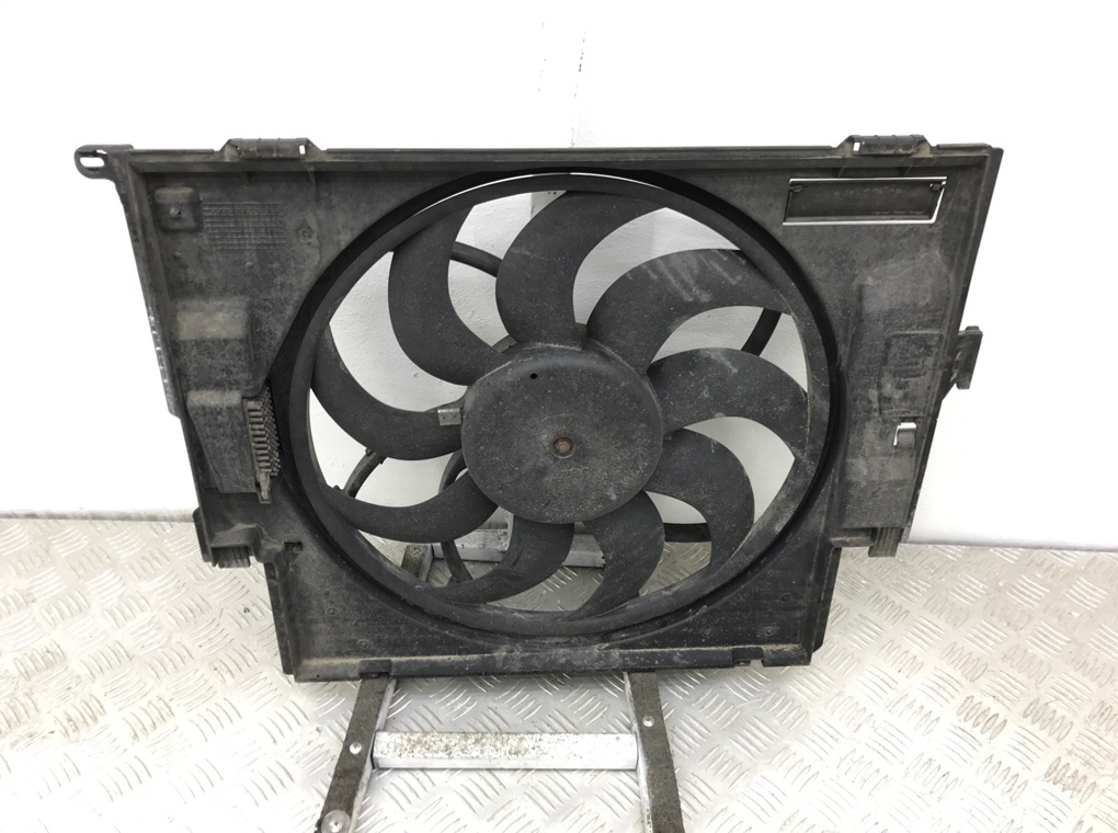 Вентилятор радиатора бу для BMW 1 F20/F21 2.0 TD, 2012 г. Вентилятор радиатора бу для BMW 1 F20/F21 2.0 TD, 2012 г.
