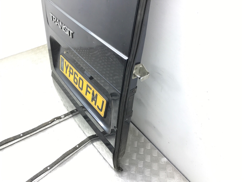 Дверь задняя распашная левая бу для Ford Transit  2.2 TDCi,  2010 г.