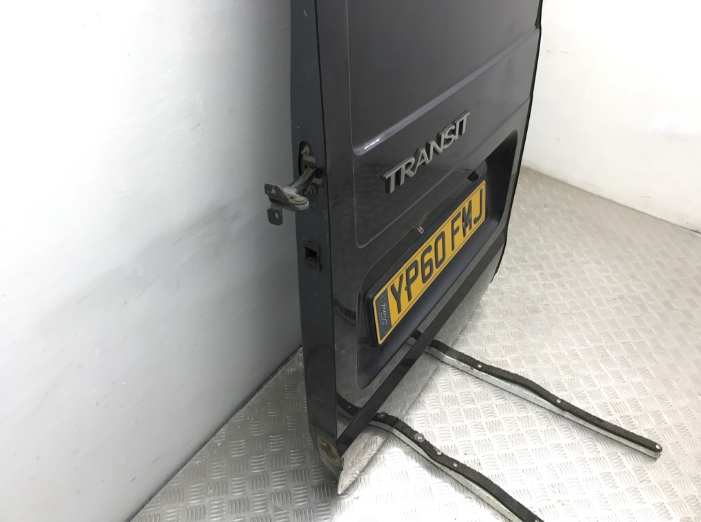 Дверь задняя распашная левая бу для Ford Transit  2.2 TDCi,  2010 г.