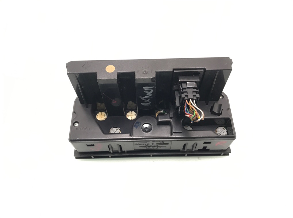 Дисплей бу для Saab 900  2.0 i,  1997 г.