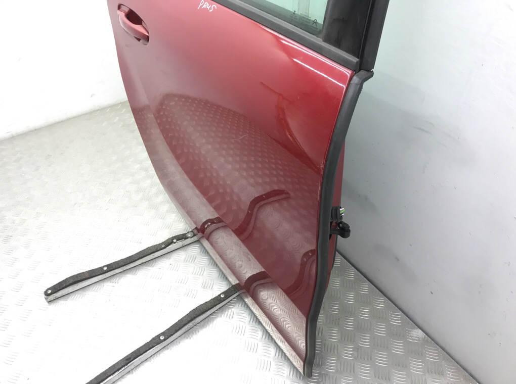 Дверь задняя правая бу для Citroen C4 Grand Picasso 2 1.6 HDi,  2015 г.