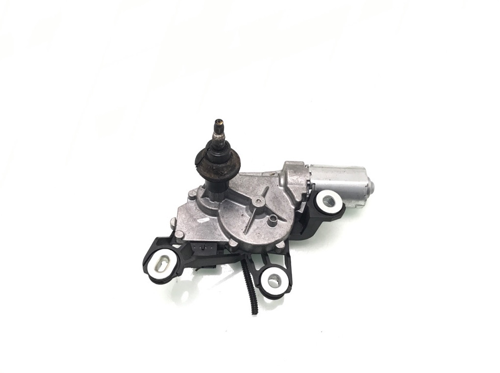 Моторчик заднего стеклоочистителя (дворника) бу для Volkswagen Polo 4 1.2 i, 2006 г.