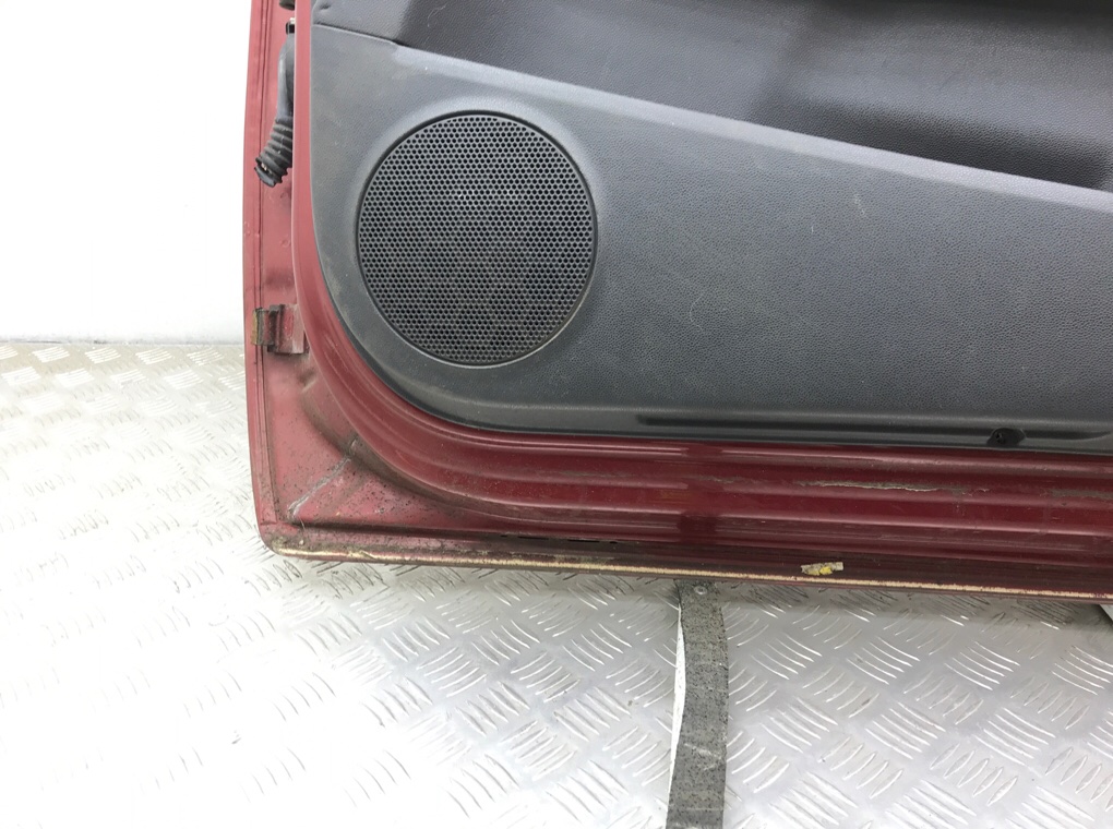 Дверь передняя правая бу для Opel Zafira B 1.6 i, 2006 г. Дверь передняя правая бу для Opel Zafira B 1.6 i, 2006 г.