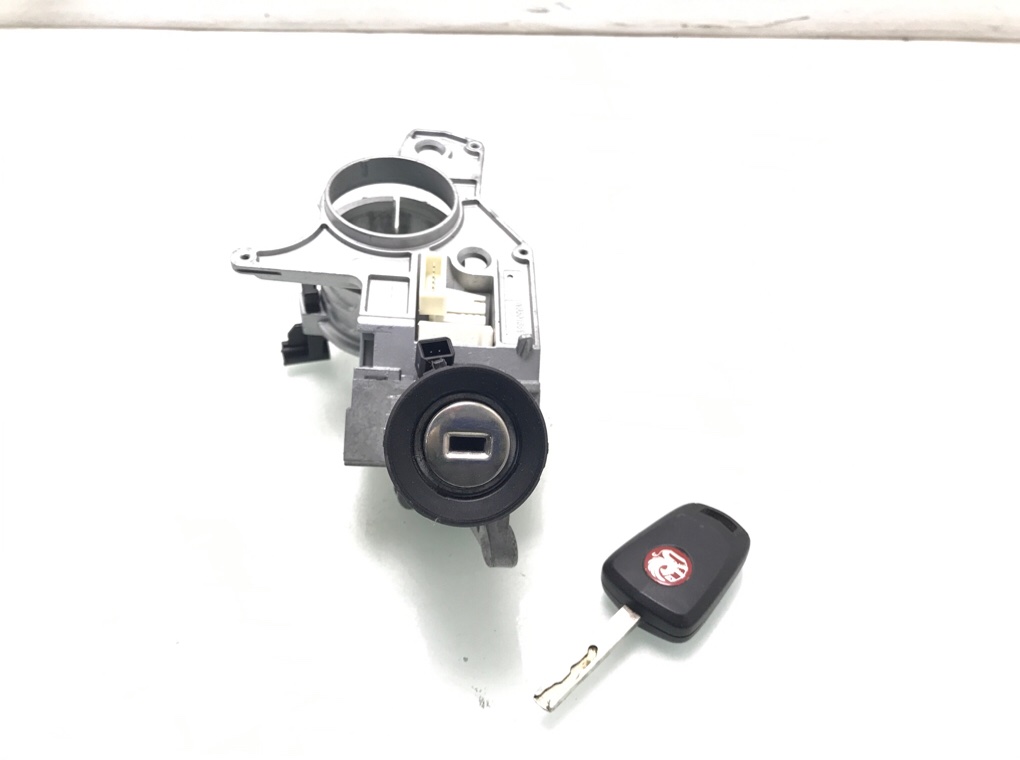 Замок зажигания бу для Opel Astra H 1.4 i,  2008 г.