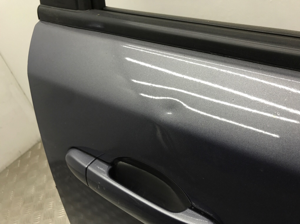 Дверь передняя правая бу для Nissan Note E11 1.6 i, 2010 г. Дверь передняя правая бу для Nissan Note E11 1.6 i, 2010 г.