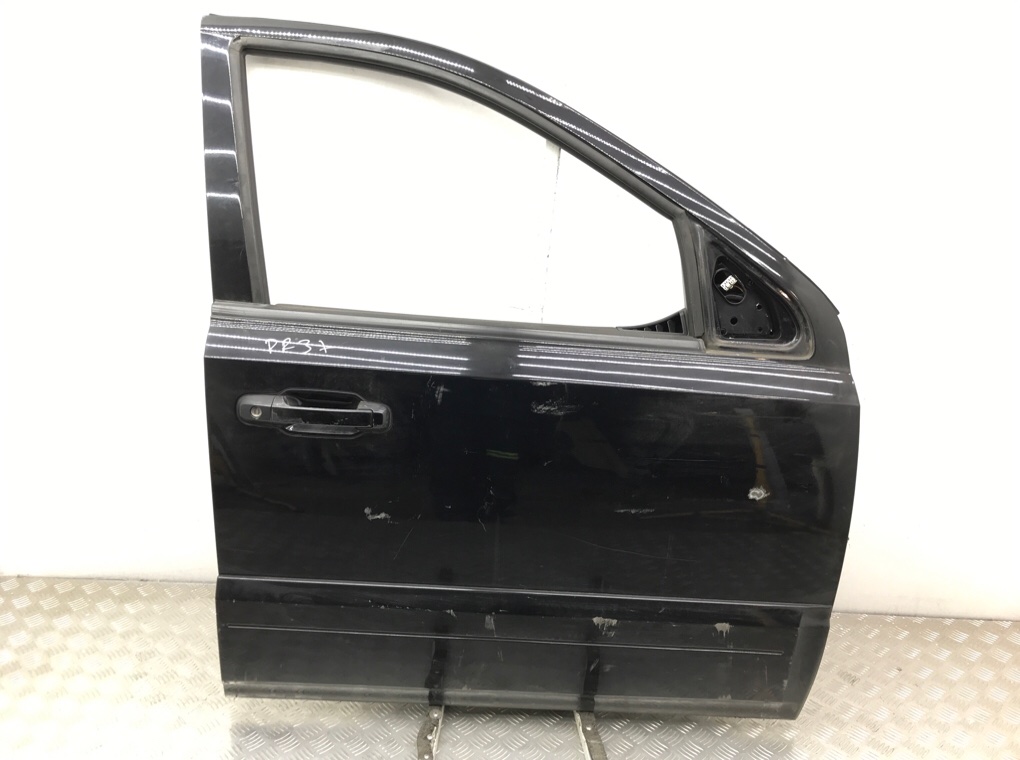 Дверь передняя правая бу для Kia Sorento 2.5 CRDi, 2009 г.