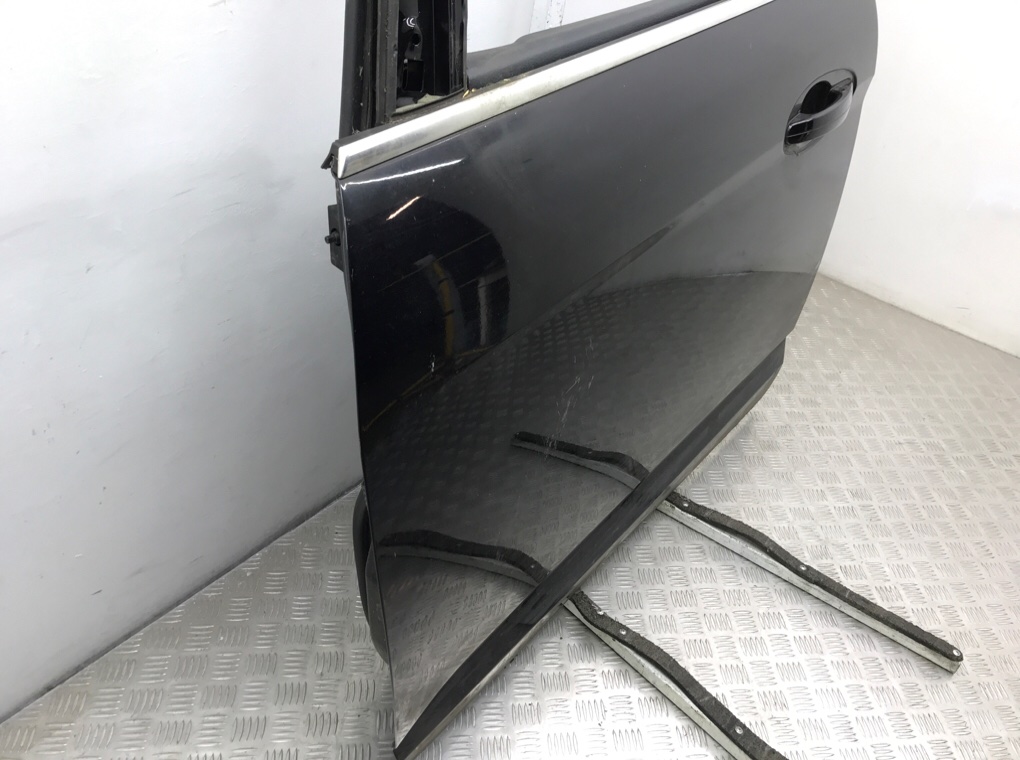 Дверь передняя левая бу для Ford Grand C-Max  2.0 TDCi,  2011 г.