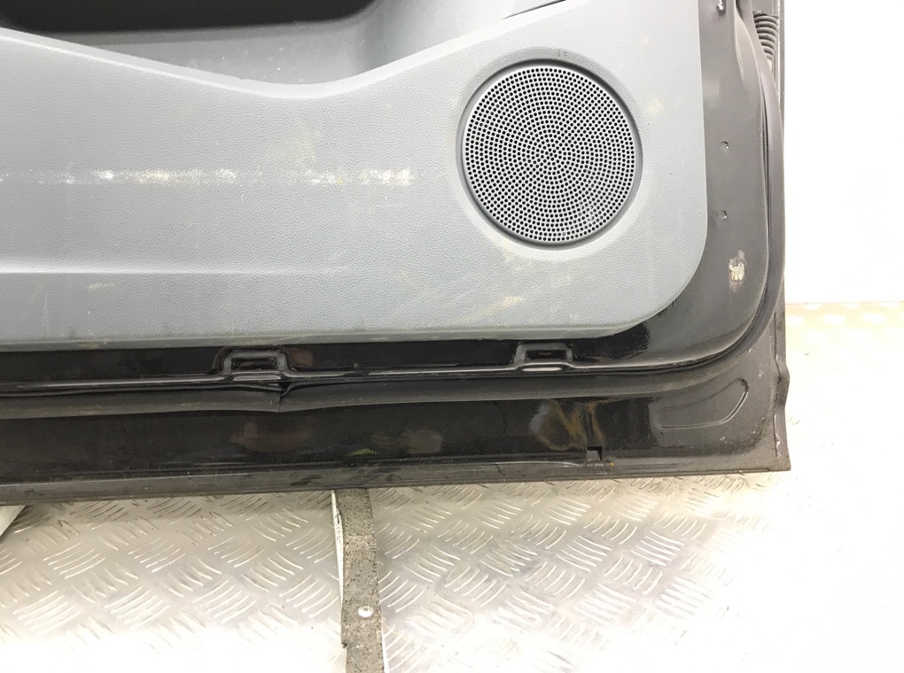 Дверь передняя левая бу для Ford Grand C-Max  2.0 TDCi,  2011 г.