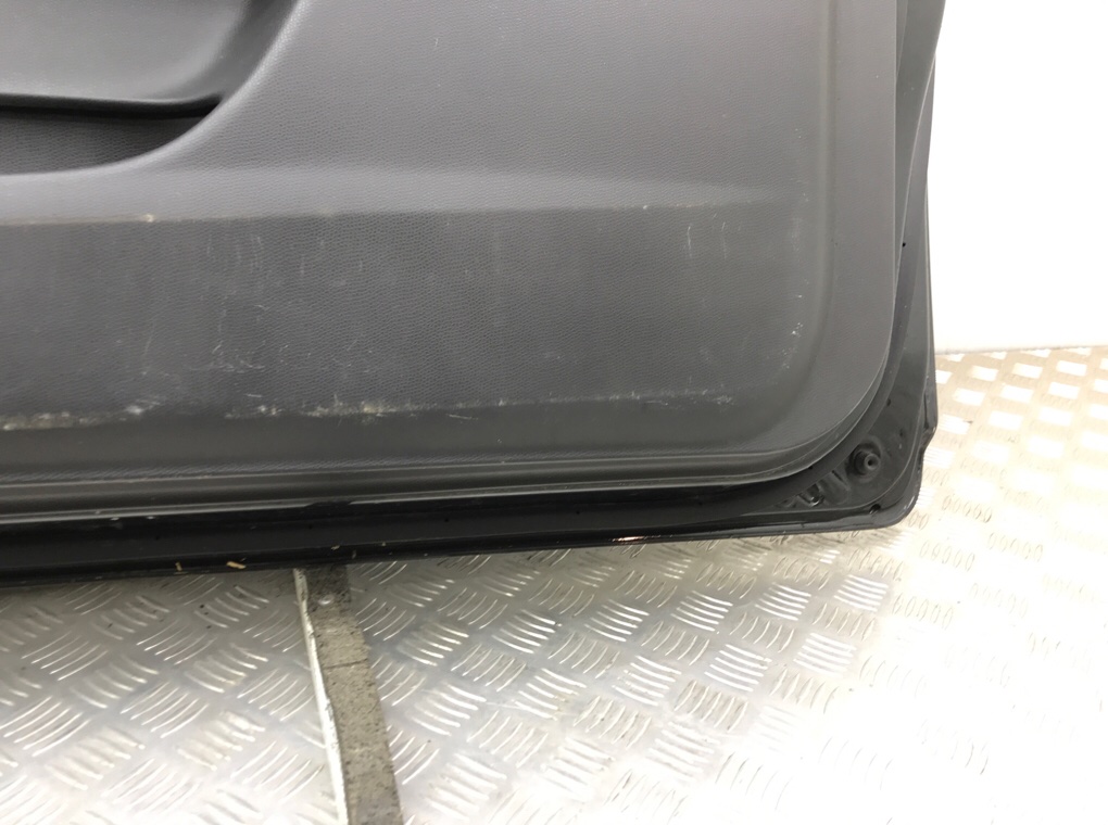 Дверь передняя правая бу для Suzuki Swift 3 1.3 i, 2006 г. Дверь передняя правая бу для Suzuki Swift 3 1.3 i, 2006 г.