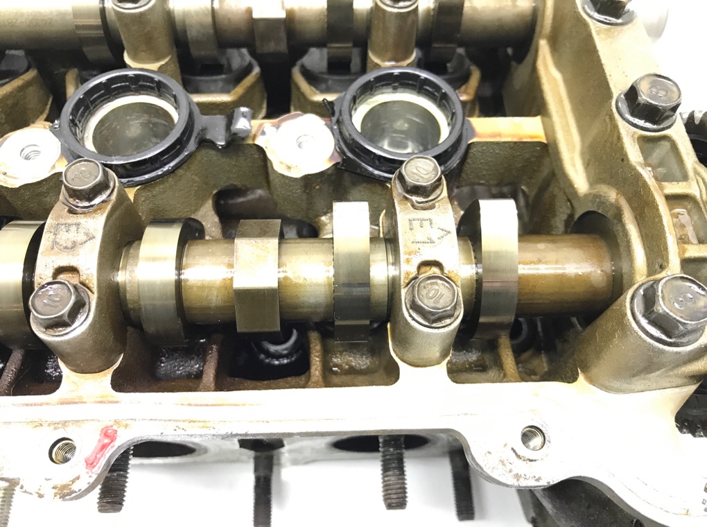 Головка блока цилиндров бу для Hyundai i30 1.4 i, 2009 г. Головка блока цилиндров бу для Hyundai i30 1.4 i, 2009 г.