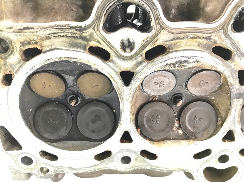 Головка блока цилиндров бу для Hyundai i30 1.4 i, 2009 г. Головка блока цилиндров бу для Hyundai i30 1.4 i, 2009 г.