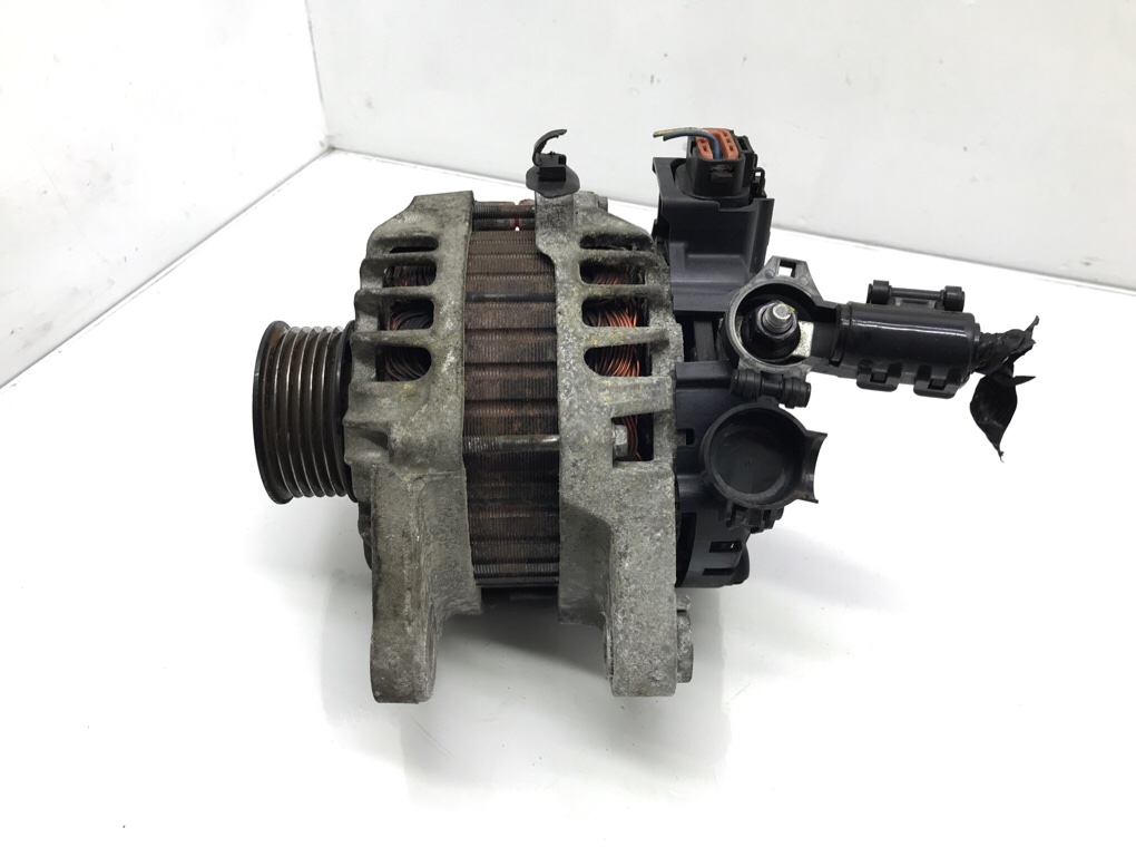 Генератор бу для Kia Ceed 1 1.4 i,  2009 г.