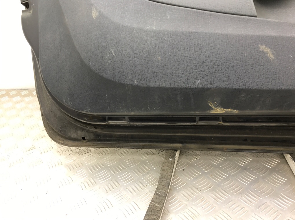 Дверь передняя левая бу для Ford Fiesta 6 1.6 TDCi,  2011 г.