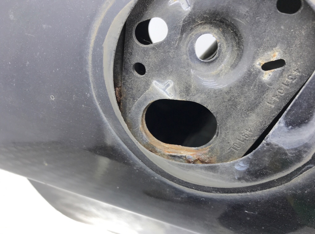 Дверь передняя левая бу для Ford Fiesta 6 1.6 TDCi,  2011 г.