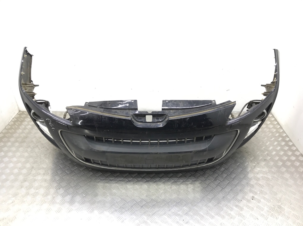 Бампер передний бу для Peugeot 4007  2.2 HDi,  2011 г.