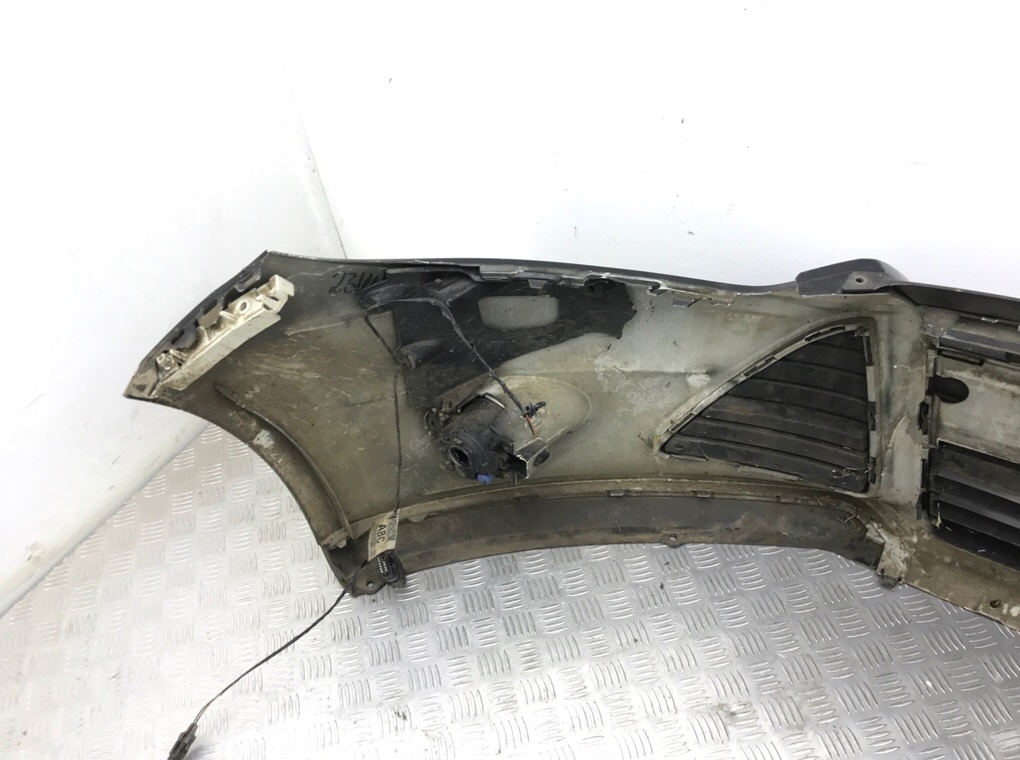 Бампер передний бу для Ford Focus 3 1.6 TDCi, 2011 г. Бампер передний бу для Ford Focus 3 1.6 TDCi, 2011 г.