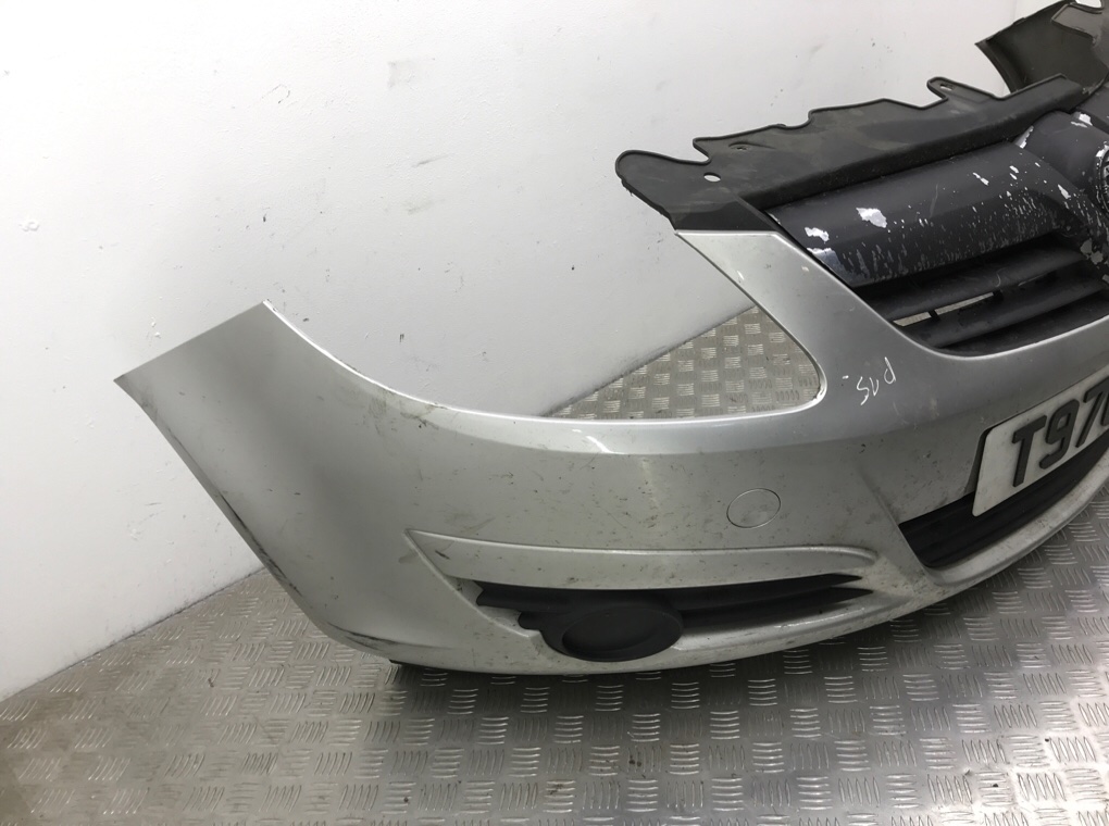 Бампер передний бу для Opel Corsa D 1.3 CDTi,  2007 г.